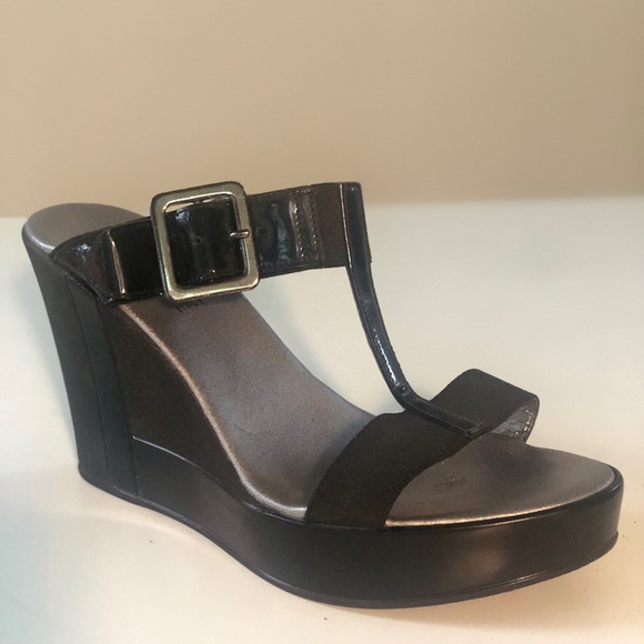 Bravo by Browns wedge sandals - Picture 2 of 4